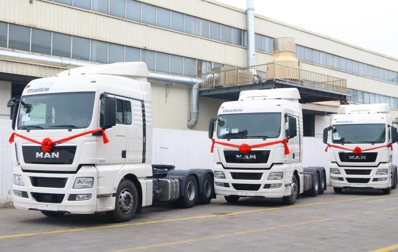 曼恩交车3.jpg