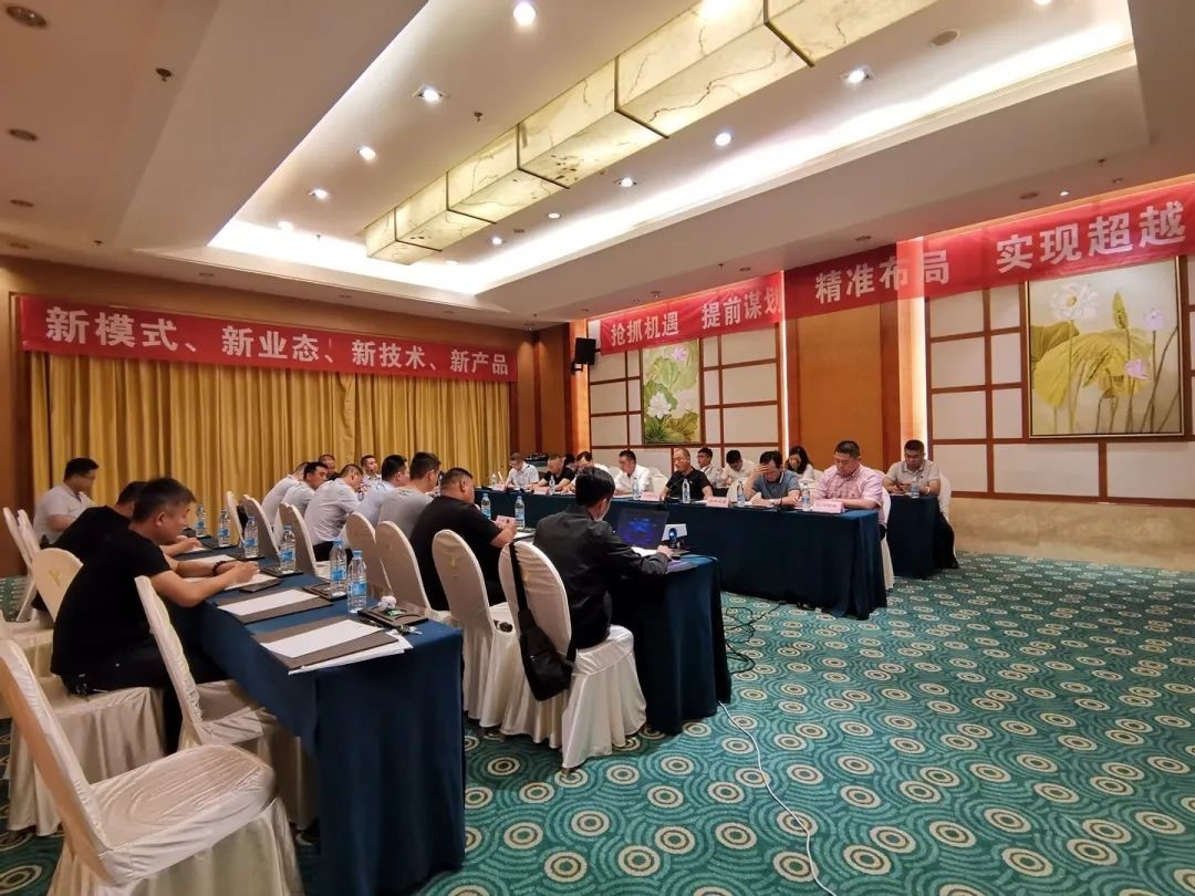 创新营销抢市场 陕汽重卡马力全开忙交付