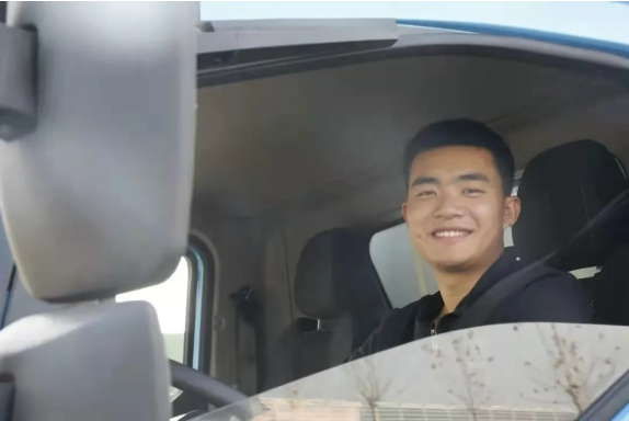 飞碟1.png