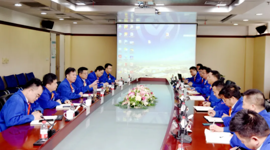严鉴铂2.png