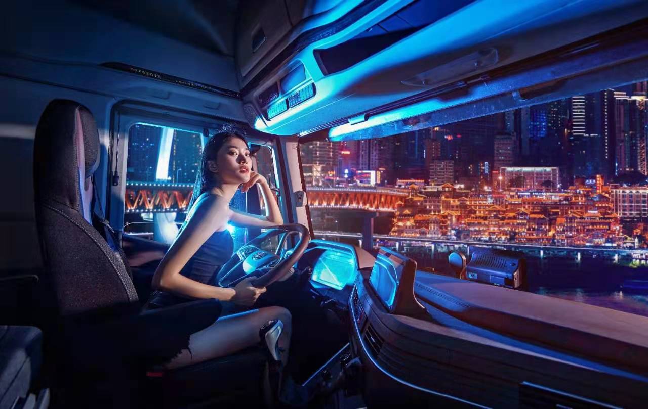 1620613916927965.jpg 红岩4.jpg