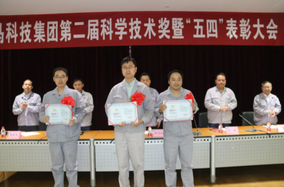 汉马发动机1.png