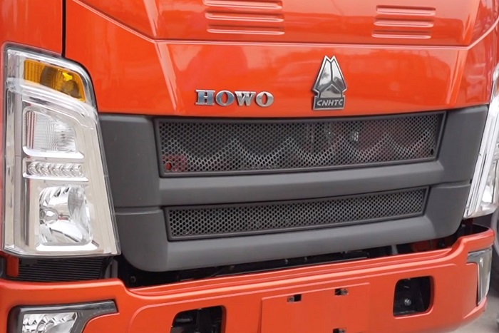 HOWO4.jpg