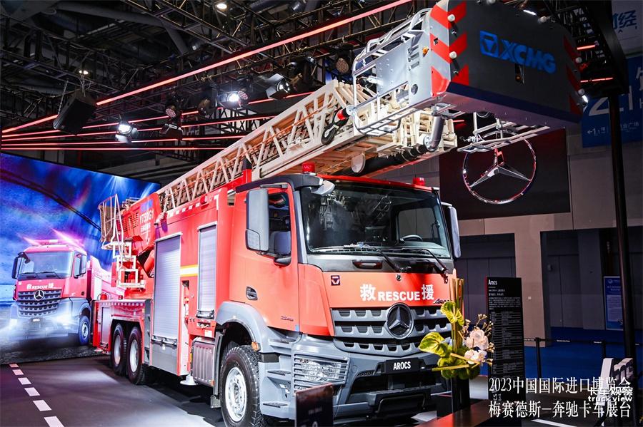 6 Arocs 3346 6×4云梯消防车.jpg