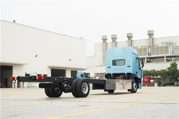 1761901011589180.jpg 2025103116325497.003.jpg